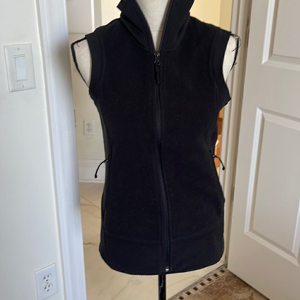 Columbia Ladies fleece vest